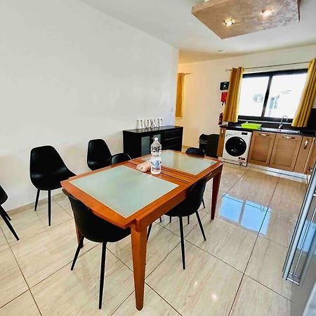 Duplex Whiskey Home 200M Away From The Sea And The Square St. Paul's Bay Exteriör bild
