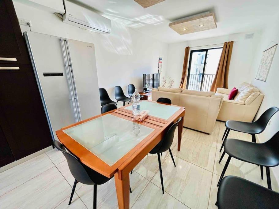 Duplex Whiskey Home 200M Away From The Sea And The Square St. Paul's Bay Exteriör bild