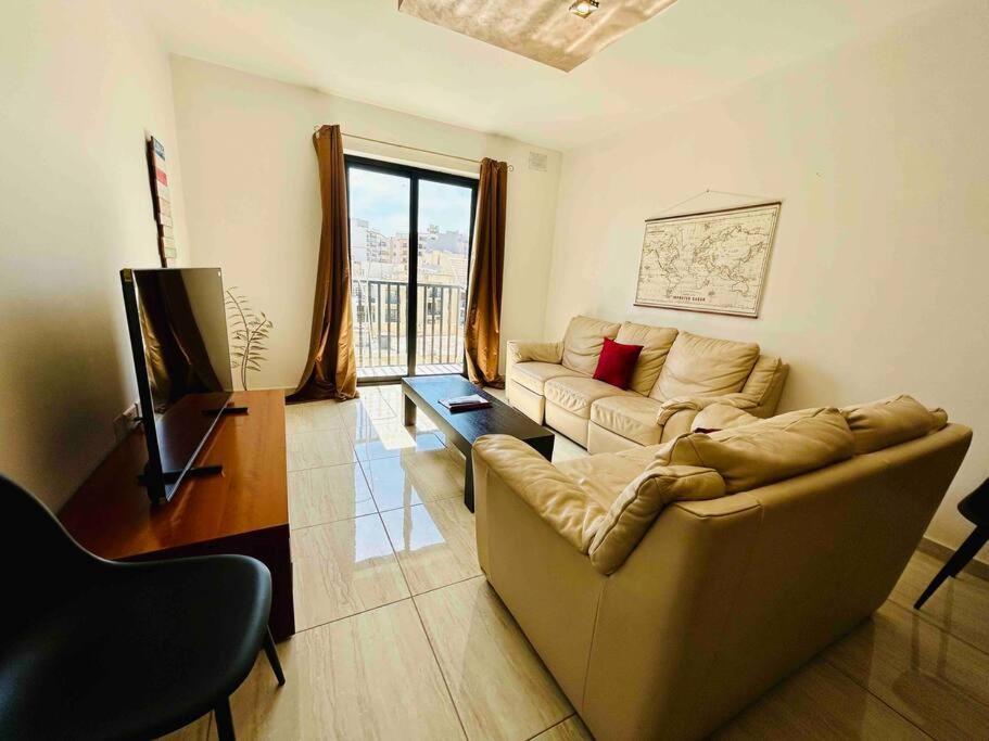 Duplex Whiskey Home 200M Away From The Sea And The Square St. Paul's Bay Exteriör bild